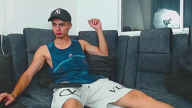 Snapshot of Stiven_CL chatting on February 2025 07:02:01 AM Stiven CL online show from February 2025 07:02:01 AM