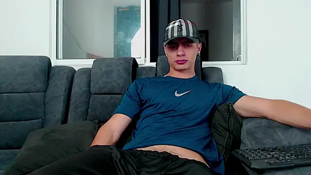 Snapshot of Stiven_CL chatting on October 2025 05:37:01 AM Stiven CL online show from October 2025 05:37:01 AM