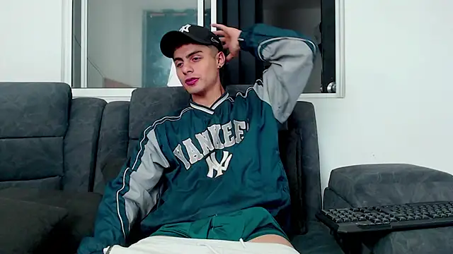 Snapshot of Stiven_CL chatting on October 2025 04:24:01 AM Stiven CL online show from October 2025 04:24:01 AM