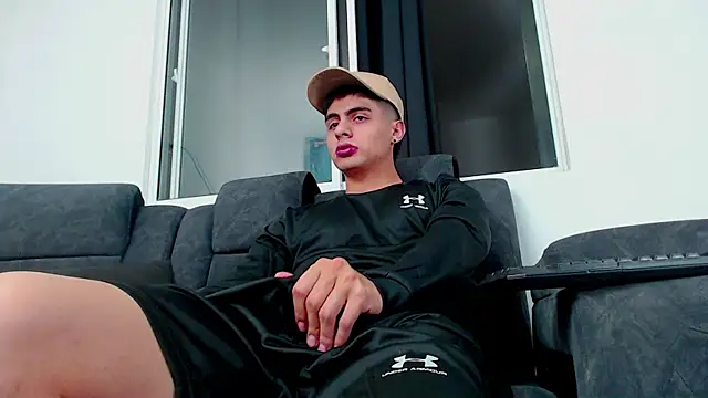 Snapshot of Stiven_CL chatting on October 2025 10:21:02 PM Stiven CL online show from October 2025 10:21:02 PM