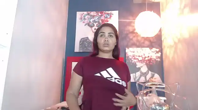 Snapshot of SofiaSexy_ chatting on January 2025 08:49:01 PM SofiaSexy online show from January 2025 08:49:01 PM