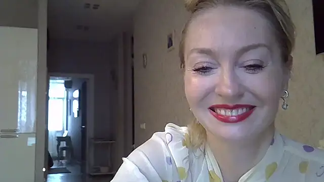 ZarinaSwift online show from September 2025 04:34:02 AM