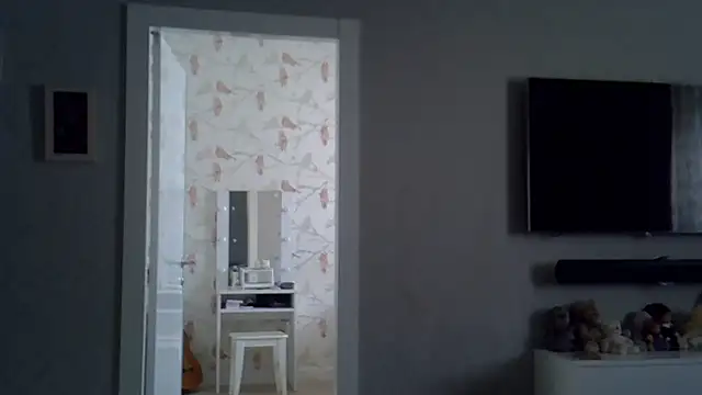 ZarinaSwift online show from July 2026 03:02:01 AM