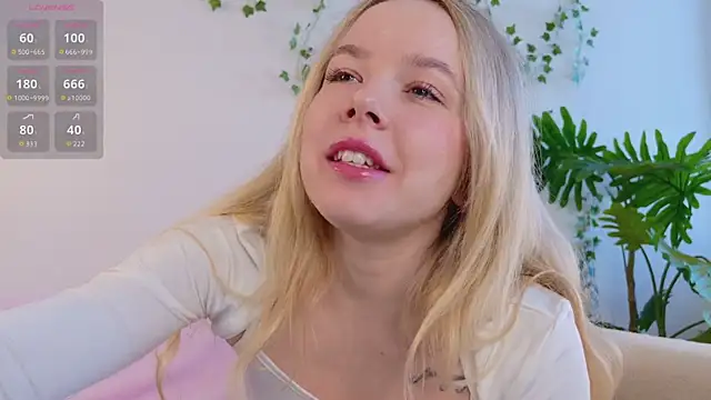 Snapshot of milly_shy chatting on April 2026 07:22:01 AM milly shy online show from April 2026 07:22:01 AM