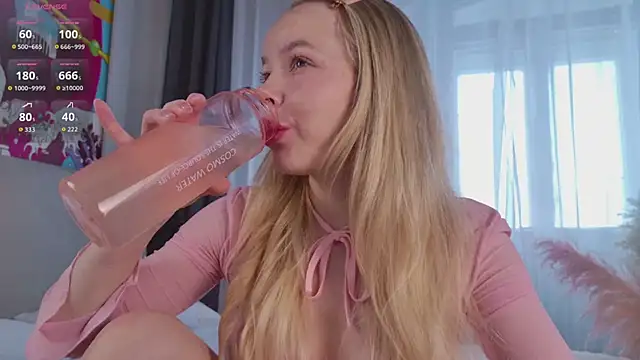 Snapshot of milly_shy chatting on April 2026 06:58:02 AM milly shy online show from April 2026 06:58:02 AM