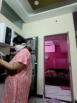 Snapshot of RESHMA_21 chatting on March 2025 02:34:02 PM RESHMA 21 online show from March 2025 02:34:02 PM