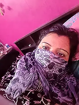 Snapshot of RESHMA_21 chatting on October 2025 02:35:02 PM RESHMA 21 online show from October 2025 02:35:02 PM