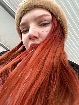 Snapshot of AmmyHot chatting on December 2024 08:13:01 AM AmmyHot online show from December 2024 08:13:01 AM