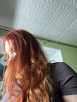 Snapshot of AmmyHot chatting on December 2024 02:10:02 AM AmmyHot online show from December 2024 02:10:02 AM