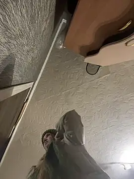 Snapshot of AmmyHot chatting on February 2025 03:40:01 AM AmmyHot online show from February 2025 03:40:01 AM