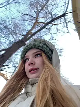 Snapshot of AmmyHot chatting on February 2025 04:07:01 AM AmmyHot online show from February 2025 04:07:01 AM