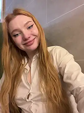 Snapshot of AmmyHot chatting on March 2025 07:10:01 AM AmmyHot online show from March 2025 07:10:01 AM