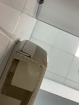 Snapshot of AmmyHot chatting on March 2025 07:16:01 AM AmmyHot online show from March 2025 07:16:01 AM