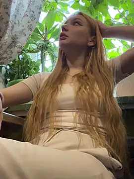 Snapshot of AmmyHot chatting on March 2025 07:01:02 AM AmmyHot online show from March 2025 07:01:02 AM