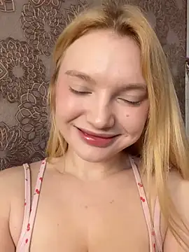 Snapshot of AmmyHot chatting on November 2025 04:12:02 AM AmmyHot online show from November 2025 04:12:02 AM