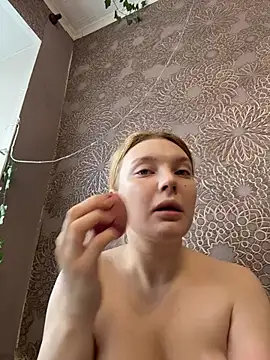 Snapshot of AmmyHot chatting on December 2025 04:40:02 AM AmmyHot online show from December 2025 04:40:02 AM