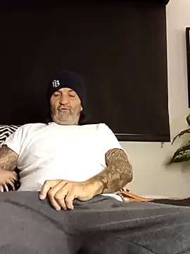 Snapshot of Hotbodyscottie chatting on December 2024 09:35:01 AM Hotbodyscottie online show from December 2024 09:35:01 AM