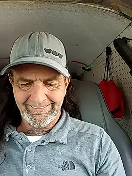 Snapshot of Hotbodyscottie chatting on December 2024 05:33:02 PM Hotbodyscottie online show from December 2024 05:33:02 PM