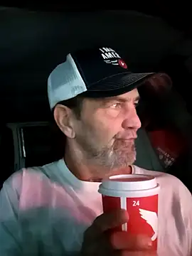 Snapshot of Hotbodyscottie chatting on December 2024 10:30:01 AM Hotbodyscottie online show from December 2024 10:30:01 AM