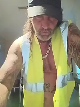 Snapshot of Hotbodyscottie chatting on October 2025 12:52:02 PM Hotbodyscottie online show from October 2025 12:52:02 PM