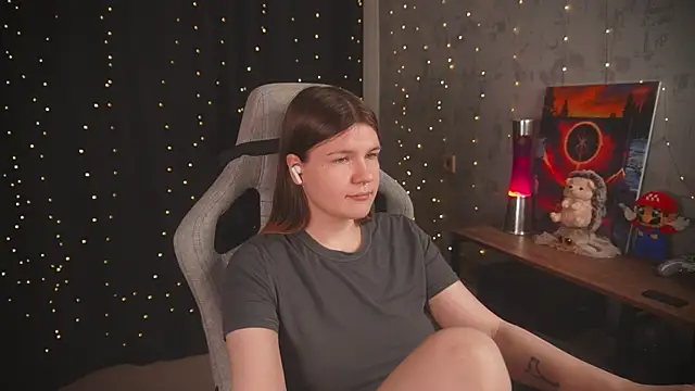 cuteamberlyyy online show from February 2026 07:51:01 AM