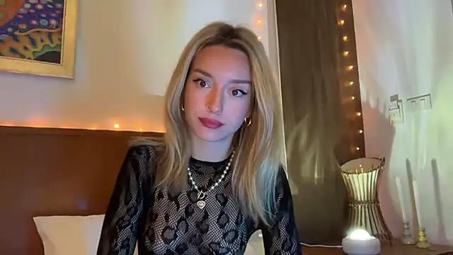 SirenaBelle online show from November 2025 12:16:02 AM