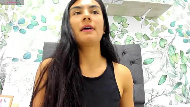 atilanadiaz7 online show from March 2025 02:29:01 PM