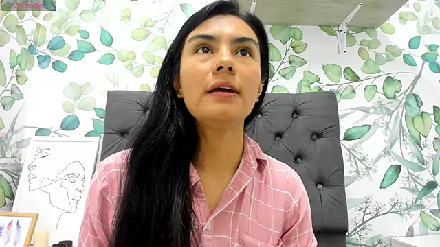 atilanadiaz7 online show from March 2025 02:12:01 PM