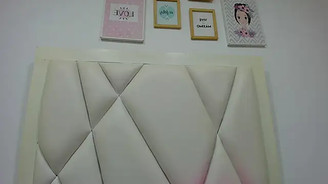 atilanadiaz7 online show from March 2026 05:20:01 PM