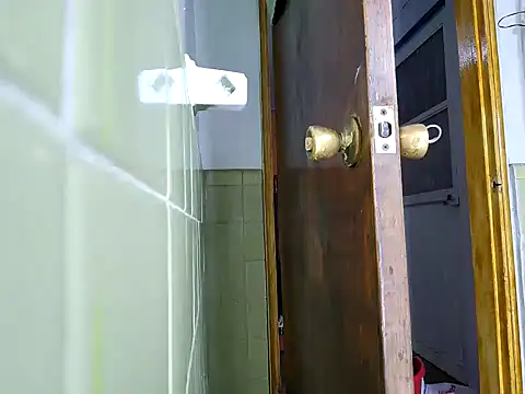 Snapshot of Ricorry@xh chatting on December 2024 03:02:02 AM Ricorryxh online show from December 2024 03:02:02 AM