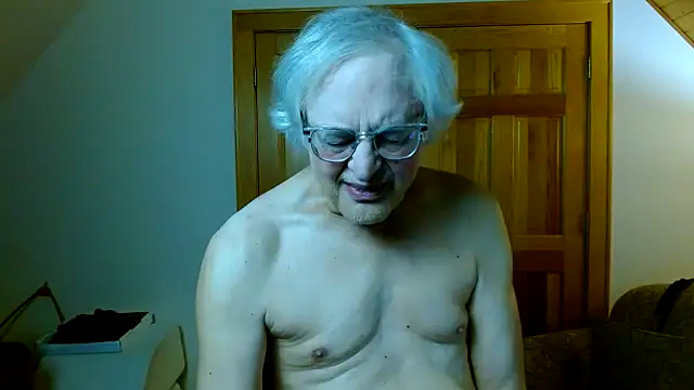 Snapshot of stripfun23 chatting on November 2025 01:29:01 AM stripfun23 online show from November 2025 01:29:01 AM