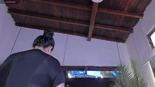 emily-fox online show from February 2025 05:25:02 PM