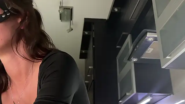 Missy baby online show from April 2026 09:45:01 PM