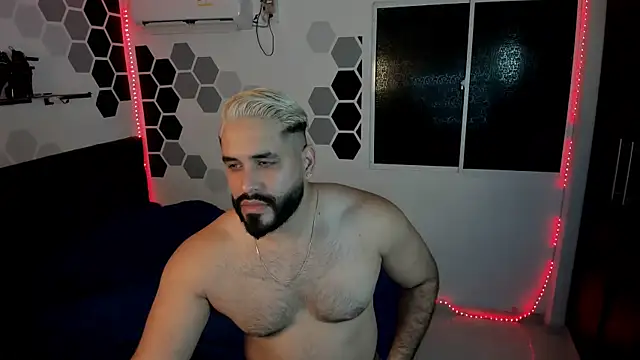 Snapshot of eda_karim chatting on February 2025 08:53:02 PM eda karim online show from February 2025 08:53:02 PM