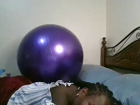 Snapshot of Sonnia_ chatting on February 2025 04:53:01 PM Sonnia online show from February 2025 04:53:01 PM