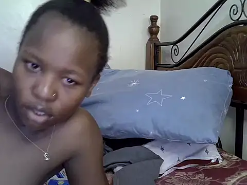 Snapshot of Sonnia_ chatting on March 2025 01:47:01 PM Sonnia online show from March 2025 01:47:01 PM