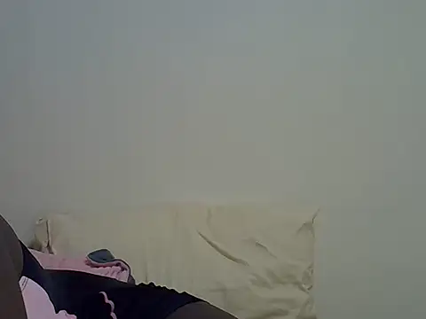 Snapshot of Sonnia_ chatting on April 2026 08:28:02 AM Sonnia online show from April 2026 08:28:02 AM