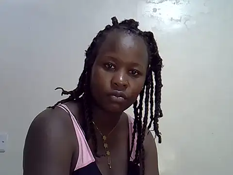 Snapshot of Sonnia_ chatting on May 2026 07:48:01 AM Sonnia online show from May 2026 07:48:01 AM