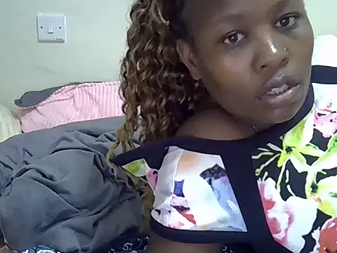 Snapshot of Sonnia_ chatting on June 2026 11:15:01 AM Sonnia online show from June 2026 11:15:01 AM