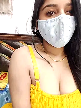 Gloie4u online show from March 2025 05:45:01 PM