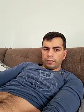 hornny1995 online show from October 2025 12:55:01 PM