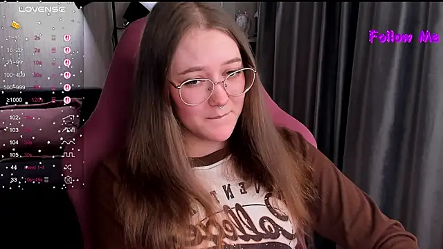 Snapshot of bunny_bubble chatting on March 2026 11:01:01 PM bunny bubble online show from March 2026 11:01:01 PM