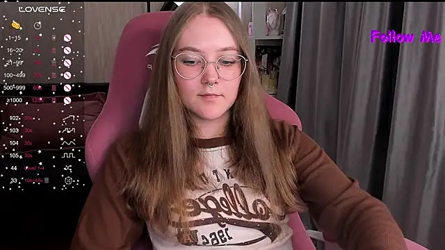 Snapshot of bunny_bubble chatting on April 2026 11:48:01 PM bunny bubble online show from April 2026 11:48:01 PM