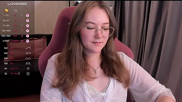 Snapshot of bunny_bubble chatting on May 2026 11:45:02 PM bunny bubble online show from May 2026 11:45:02 PM