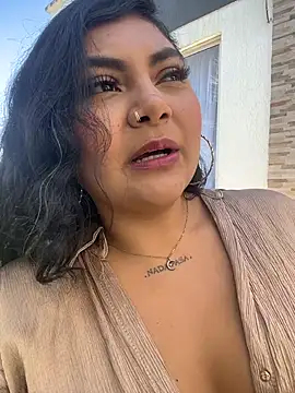 Snapshot of Juli_Walker chatting on March 2026 02:10:01 PM Juli Walker online show from March 2026 02:10:01 PM