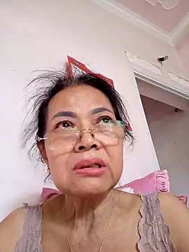 Hotestlove online show from September 2025 01:33:02 AM