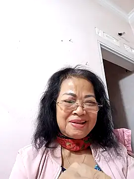 Hotestlove online show from November 2025 02:16:01 PM