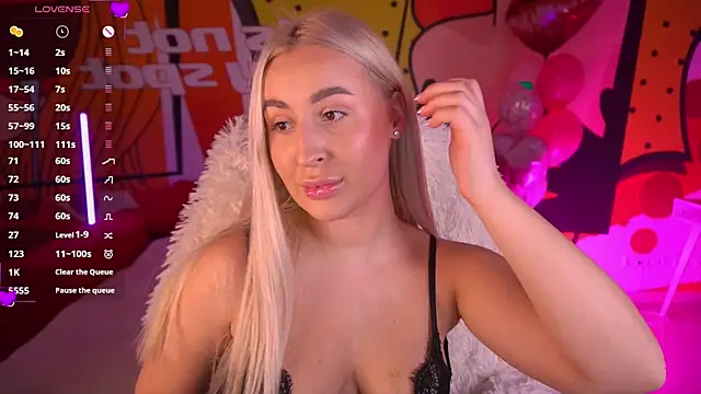 Snapshot of LiaBrazzerr chatting on February 2026 02:17:02 PM LiaBrazzerr online show from February 2026 02:17:02 PM