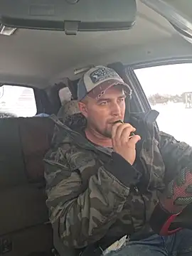 Foxyshaved online show from November 2025 10:04:02 AM