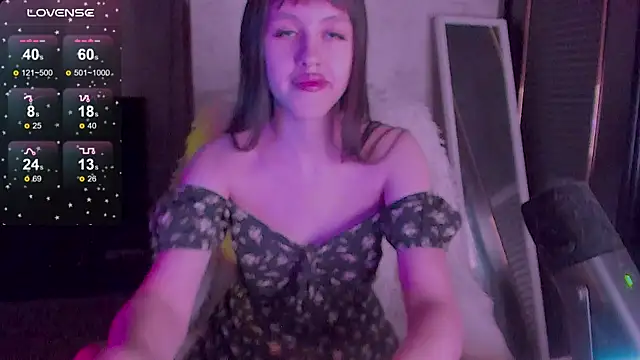 Snapshot of Sofagreen_ chatting on December 2025 11:01:02 PM Sofagreen online show from December 2025 11:01:02 PM